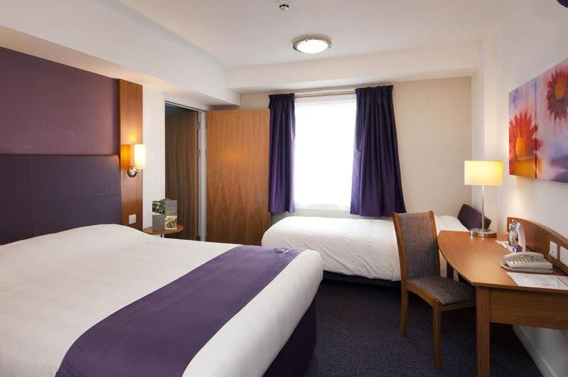 Premier Inn Kilmarnock Exteriér fotografie